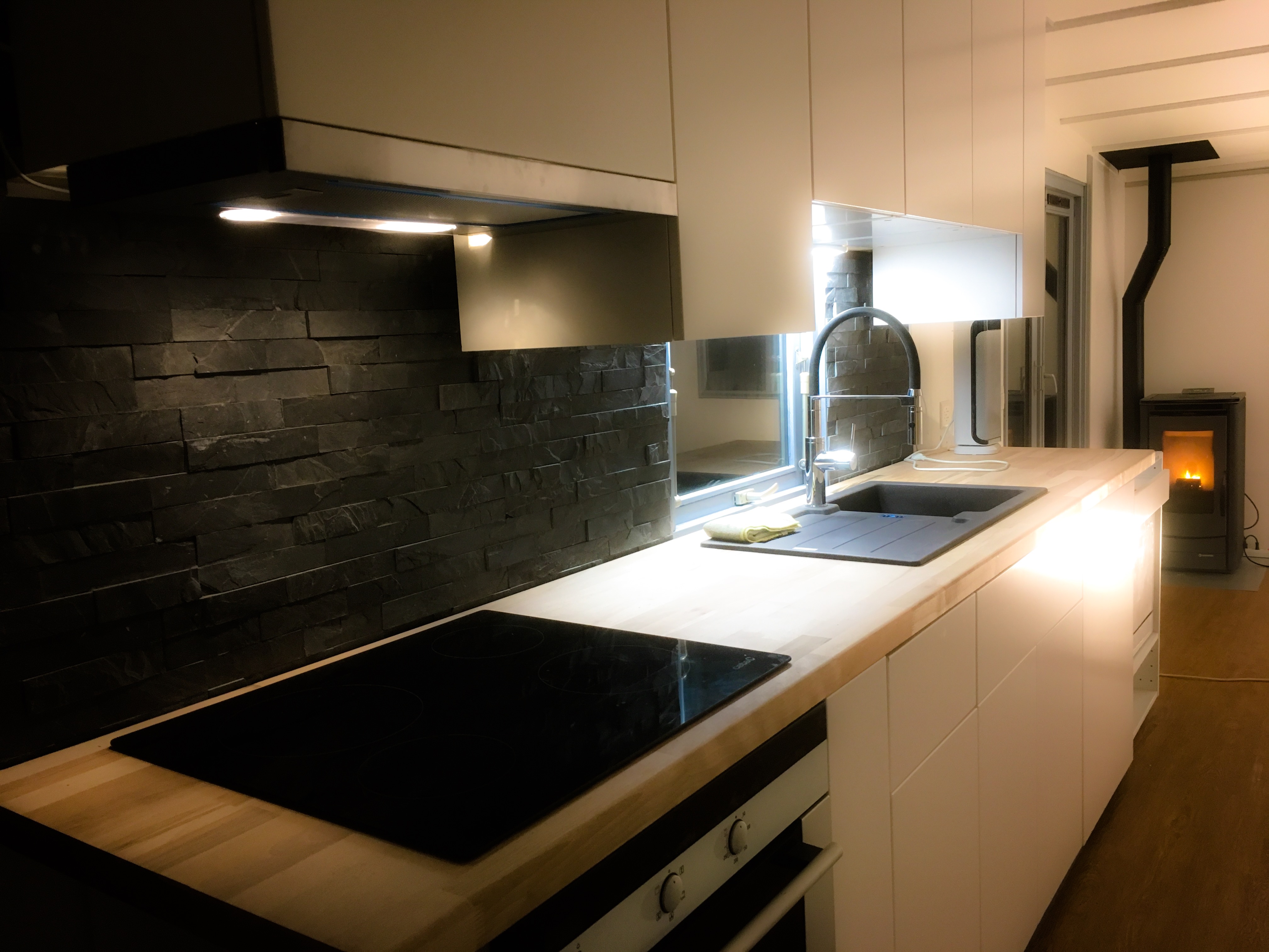 Custom Kitchen Design and Installation