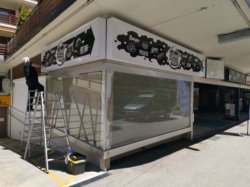 Signage & Branding