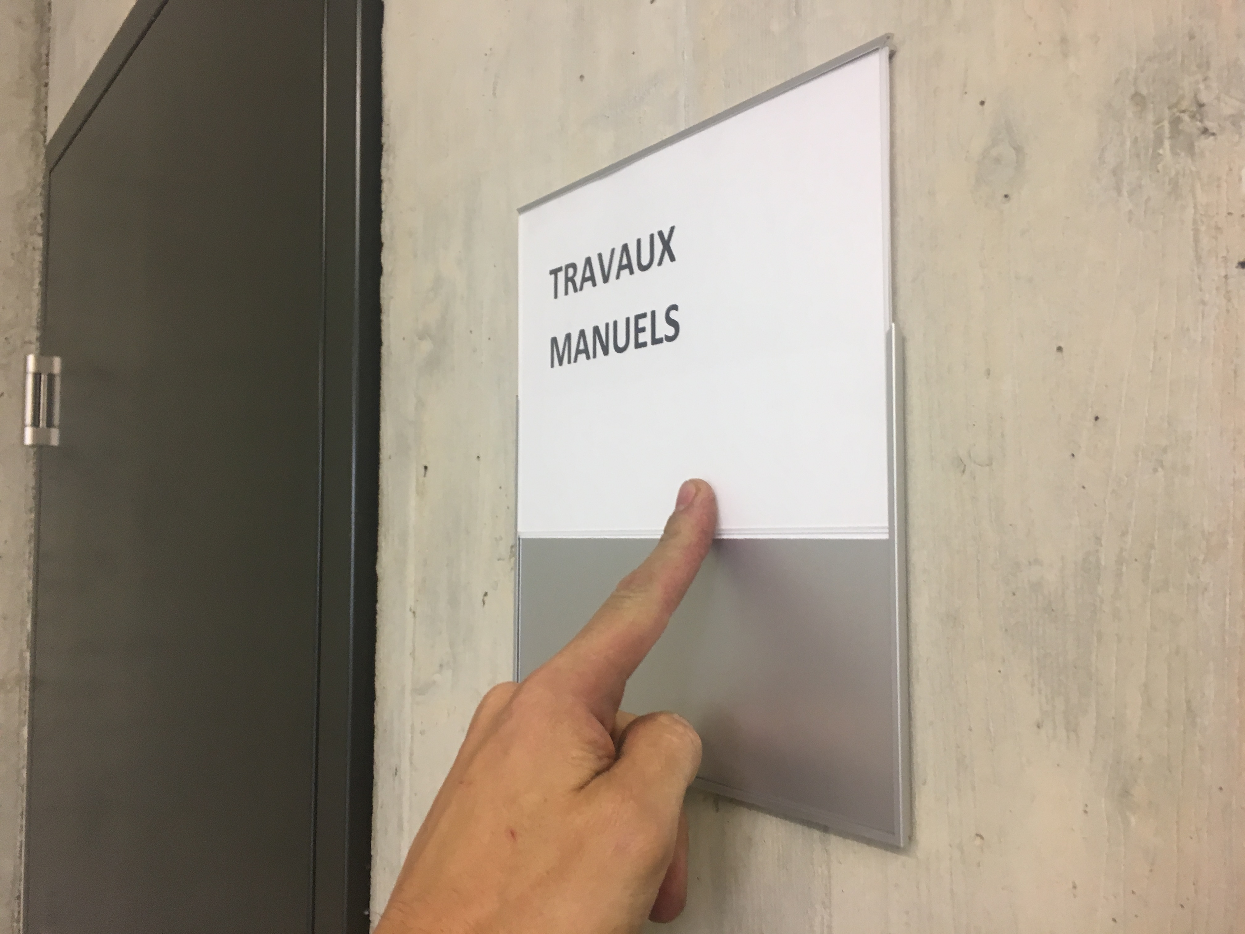 Communication Display Cases & Signage Panels